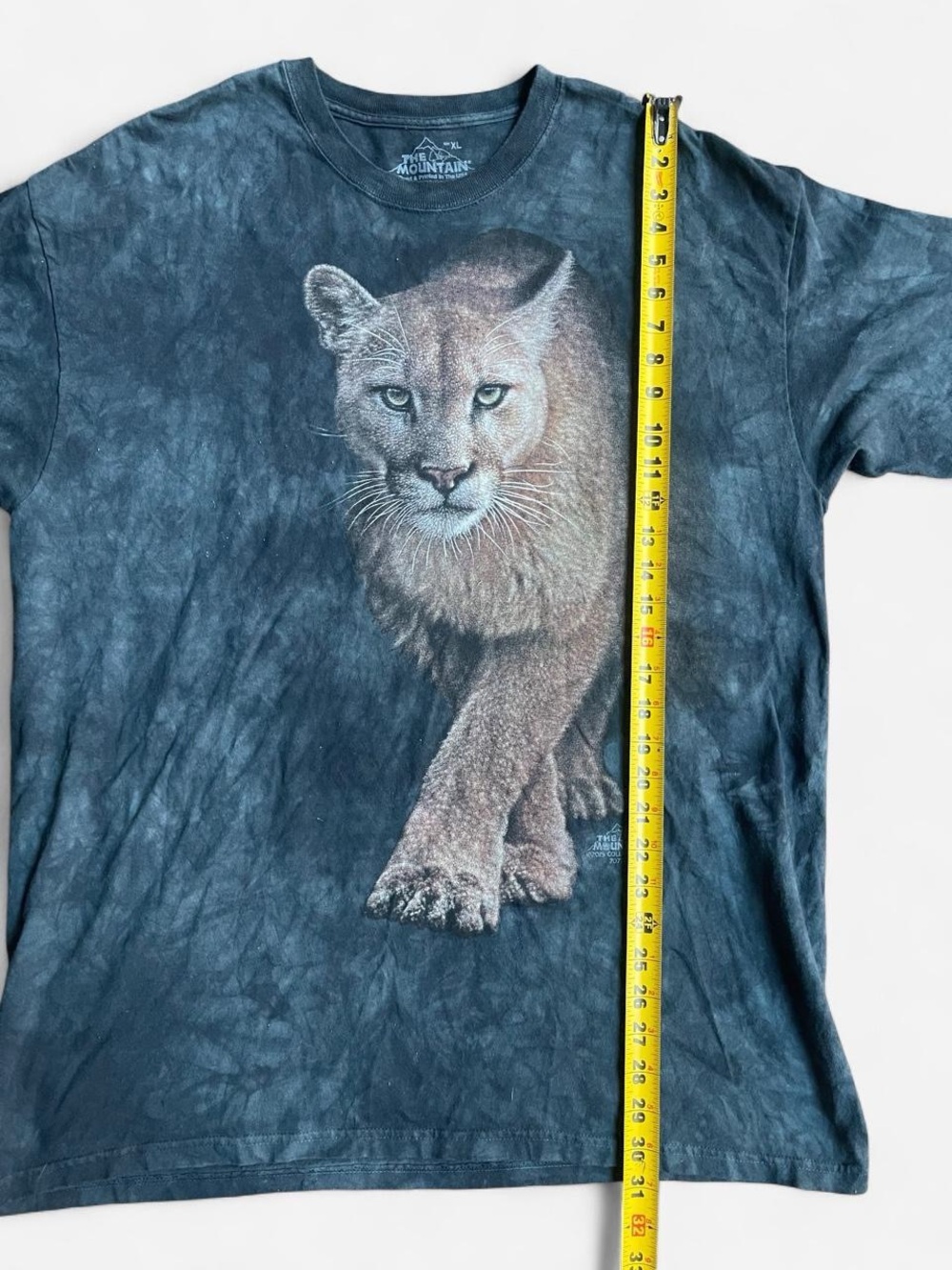 The Mountain Cougar Puma Black Tie Dye T-Shirt Lion Print USA Cotton XL - Picture 7 of 7